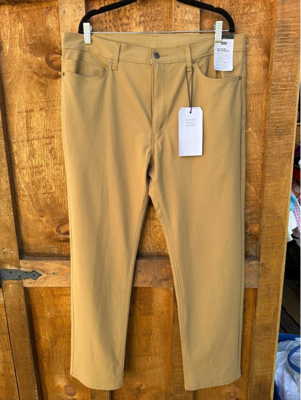 Levi’s pants